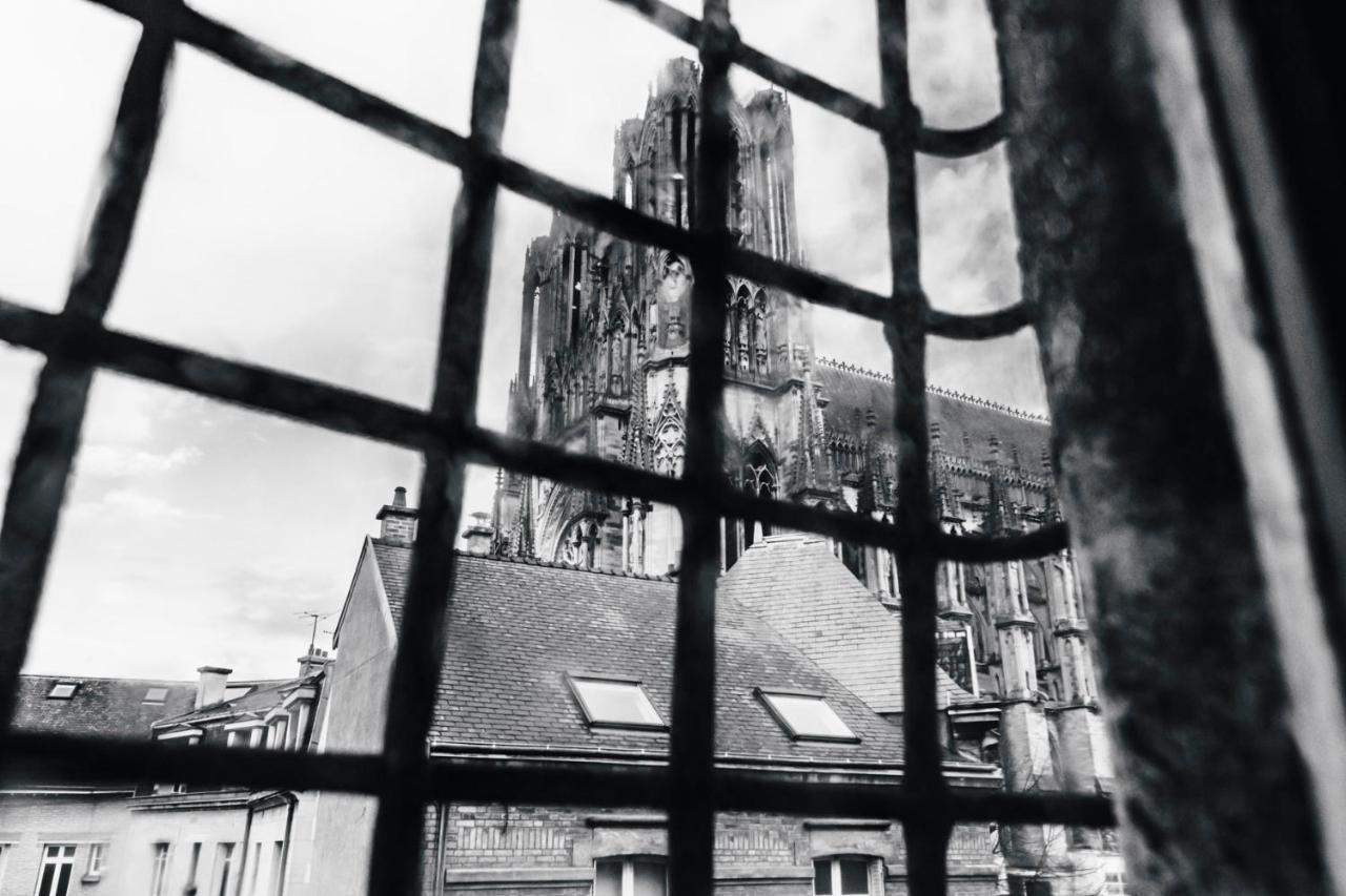 Tournelles Vue Cathedrale- Maison Climatisee Du Xvie Siecle Classee Daire Reims Dış mekan fotoğraf